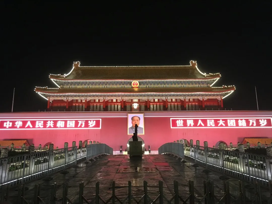 太阳能景观灯与庭院灯技术差异对比分析